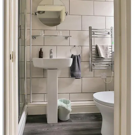 Nocleg ze śniadaniem Strawberry House 4*