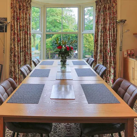 Bed & Breakfast Strawberry House 4*