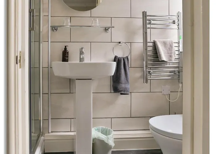 Bed & Breakfast Strawberry House 4*